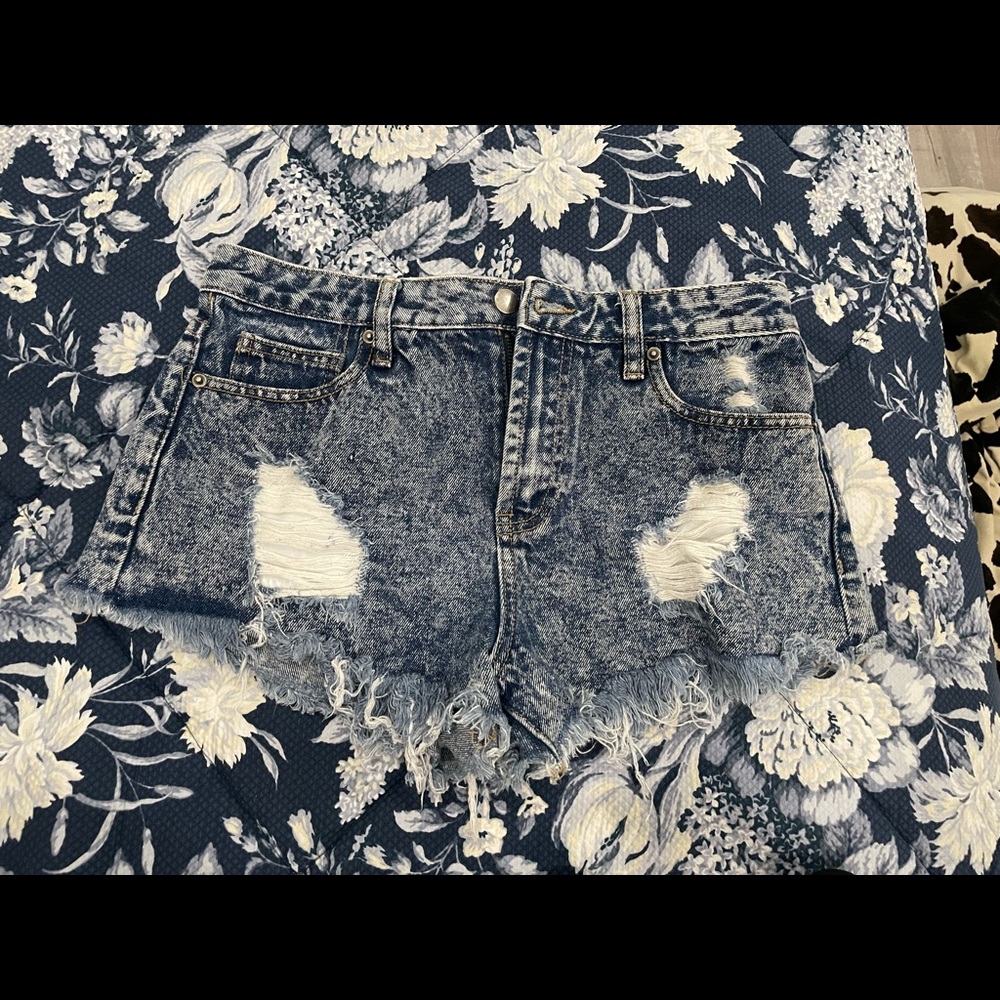 Forever 21 Size 26 Distressed Jean Shorts